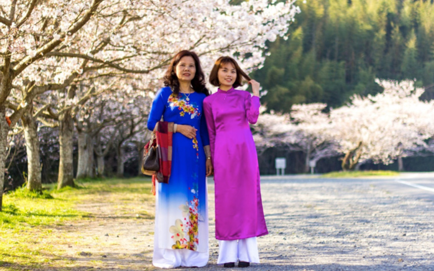 ベトナムの民族衣装アオザイ