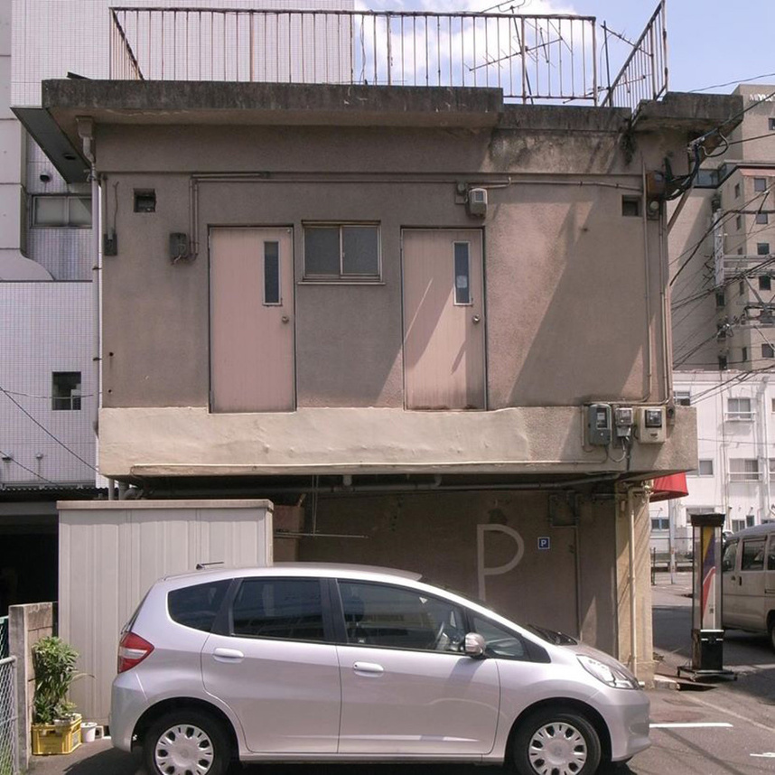 トマソン例（高所型）