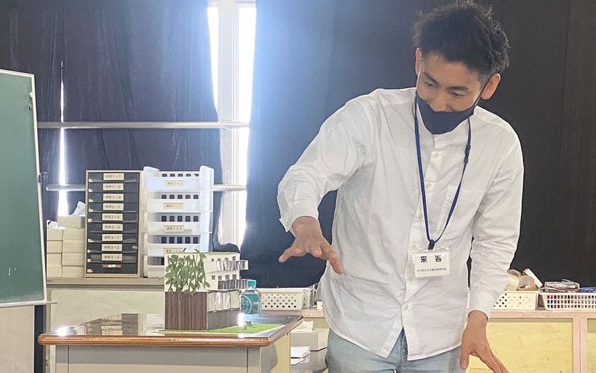 松⽥⽒に授業に参加していただいた時の様⼦