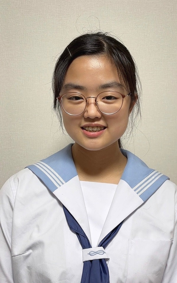 桑原 文菜 さん （大分上野丘高校インターアクトクラブ 会長）