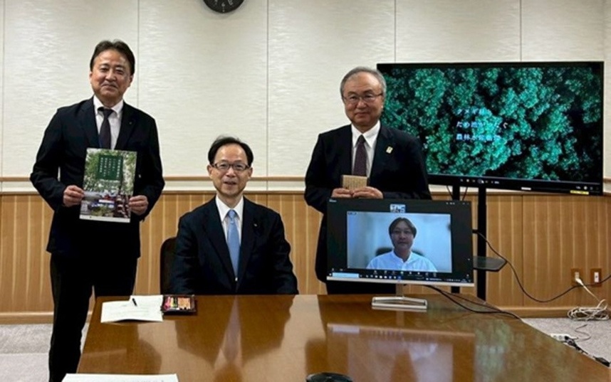 佐藤樹一郎大分県知事と