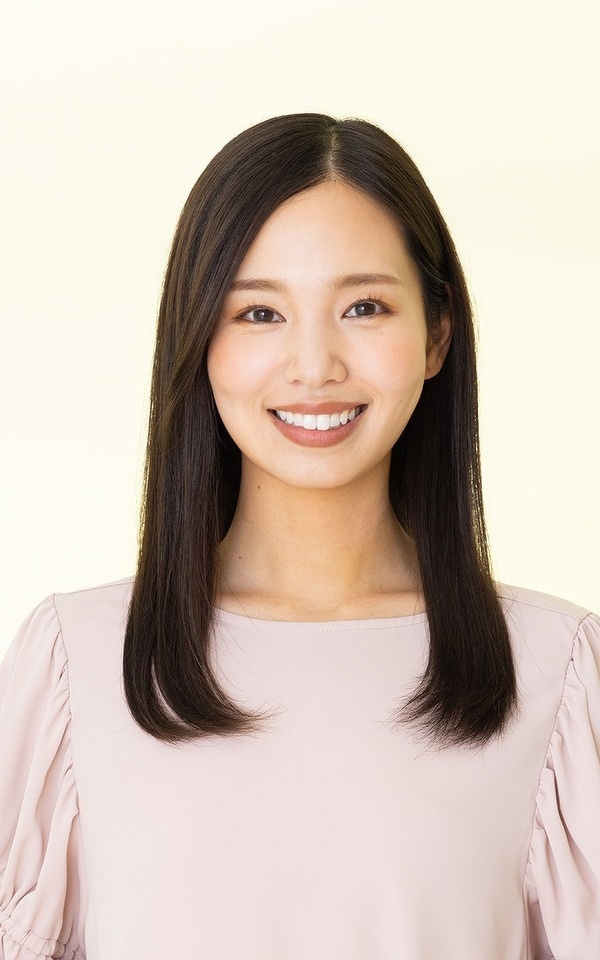 加藤 萌々子 氏 (インフルエンサー、姿勢矯正サロン『ASMY』広報担当・大分店代表)