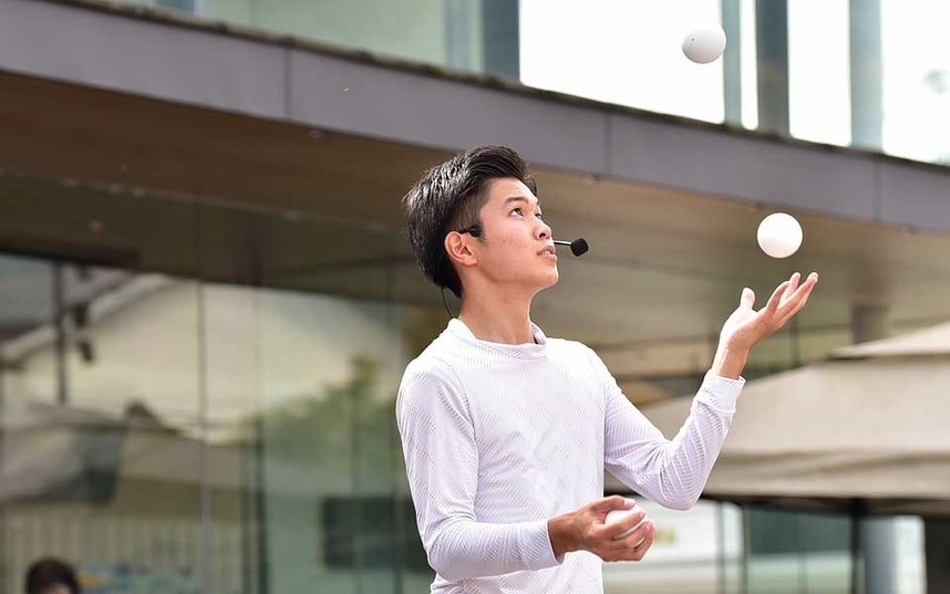 2025さいき大道芸フェスタ