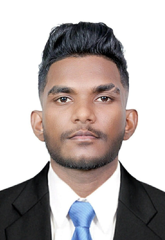  リシンドゥ リオ  氏 （別府溝部学園短期大学 ビジネス観光コース 留学生)